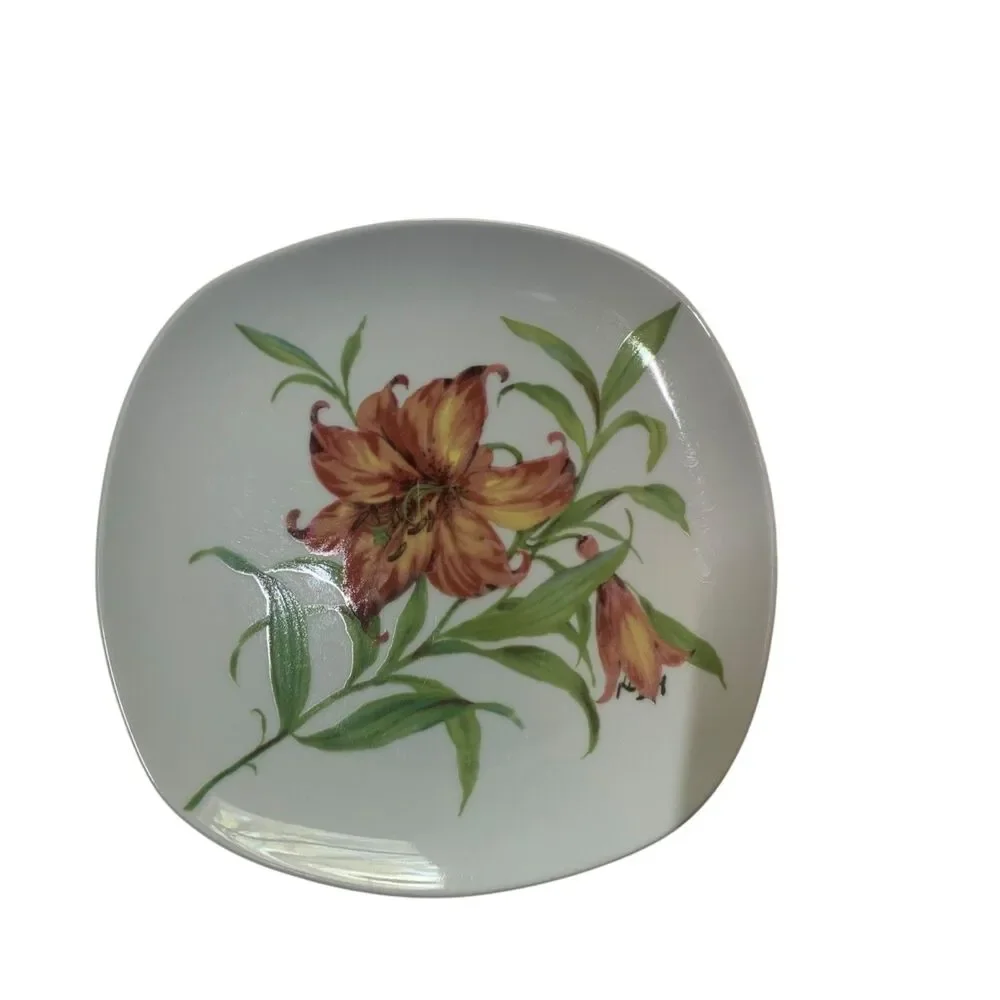 I. Godinger & Co Set of 4 Floral Salad Dessert Plates Cottagaecore